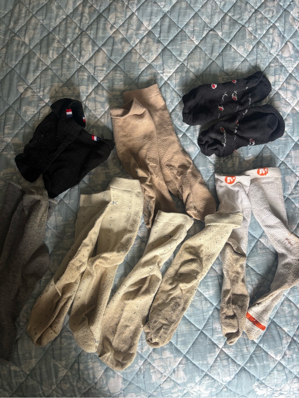 Large women’s Sz 12 sock bundle - used